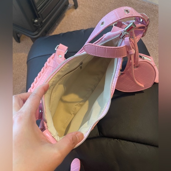 Punk Y2k Half-moon Satchel Crossbody Bag with Heart Mirror - Picture 9 of 9